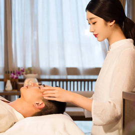 深圳南山YanYan养生馆秉持“客户至上”的服务理念